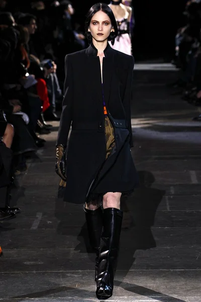 Look 40